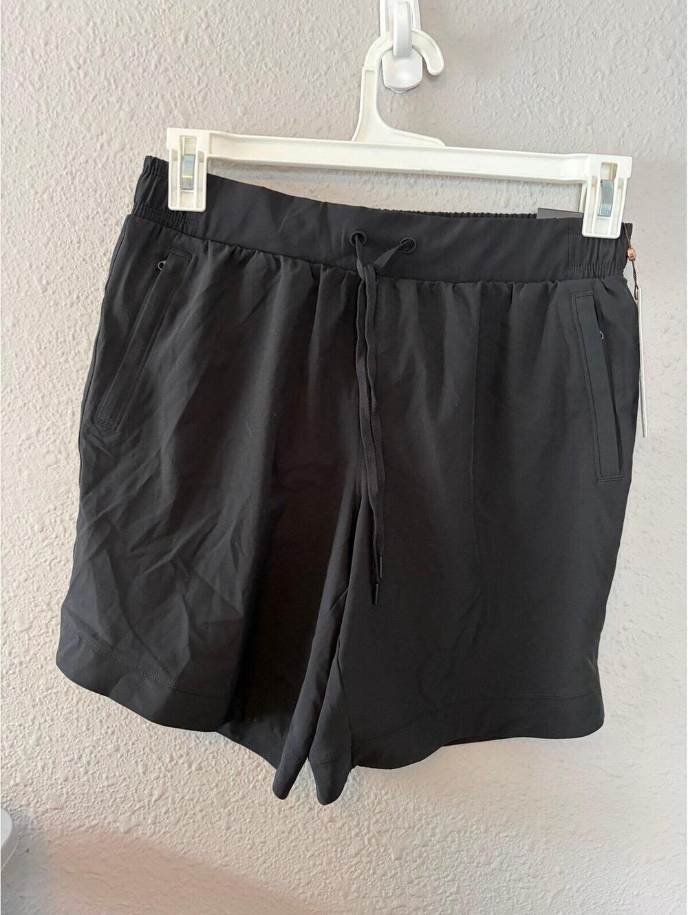 NWT Calia Mid Rise Woven Bermuda Short 8in inseam size S women's. $55 retail.